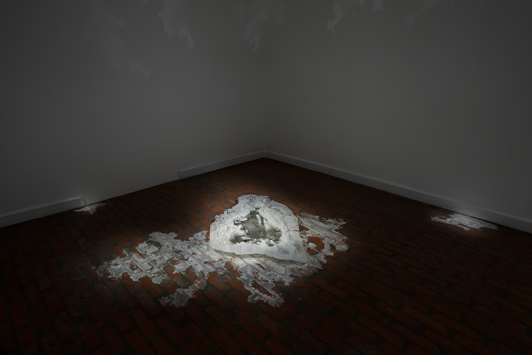 Budapest Galéria_Pillanatnyi elmék kiállítás enteriőr