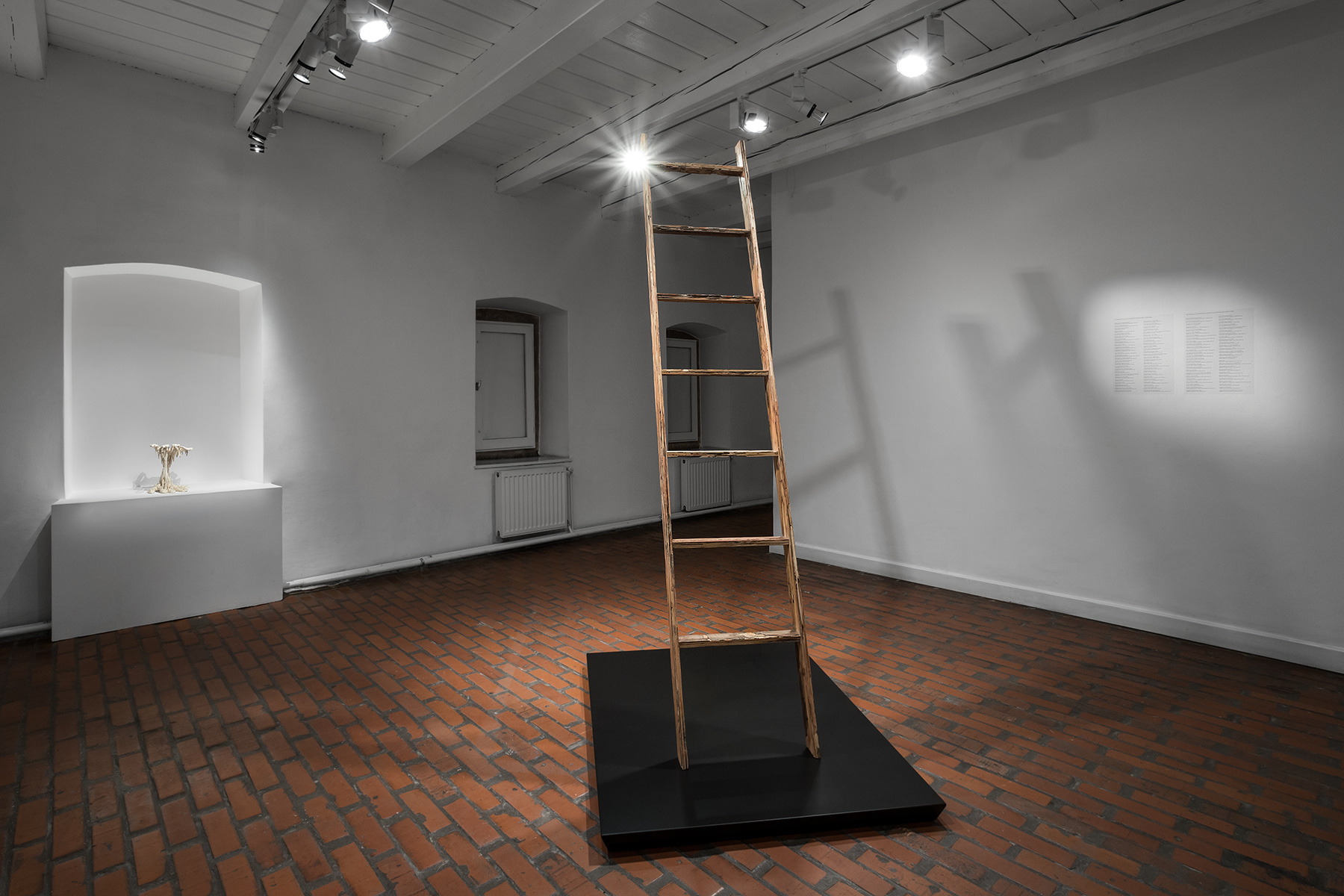 Budapest Galéria_Pillanatnyi elmék kiállítás enteriőr