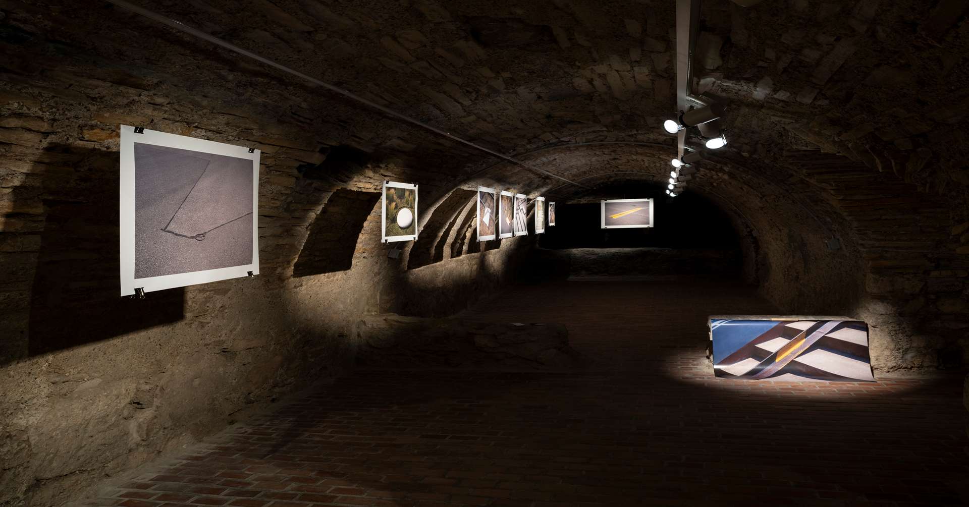 Budapest_Galéria_Pince_kiállítótér_Raposo_Pires